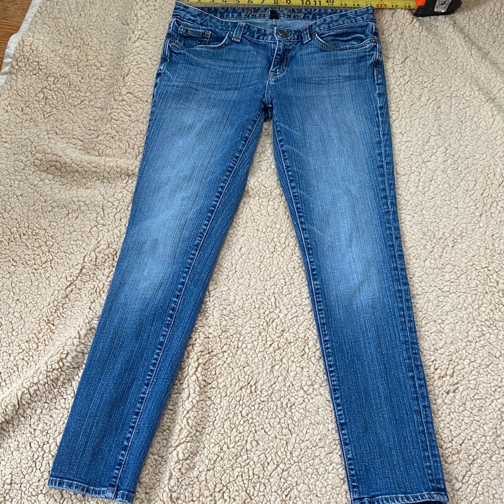 GAP Women's  premium Skinny Jeans in Medium Blue size 8/29